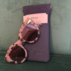 Le Specs Air Heart Sunglasses with case and cleaning cloths